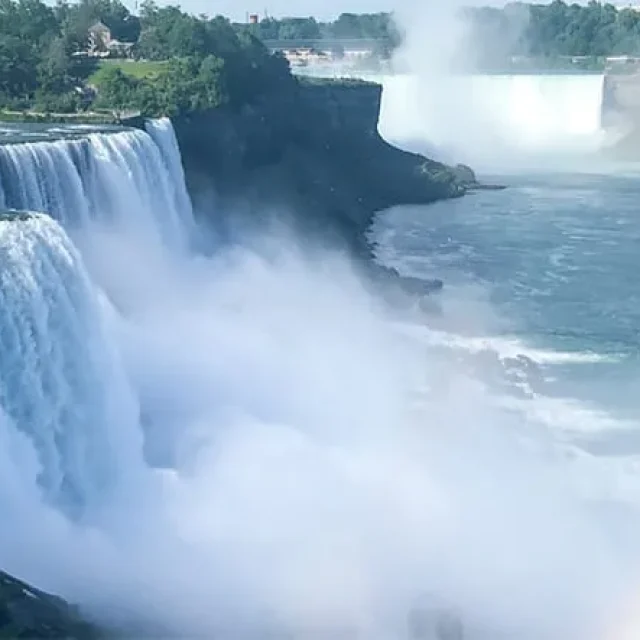 1-Day Niagara Falls Tour
